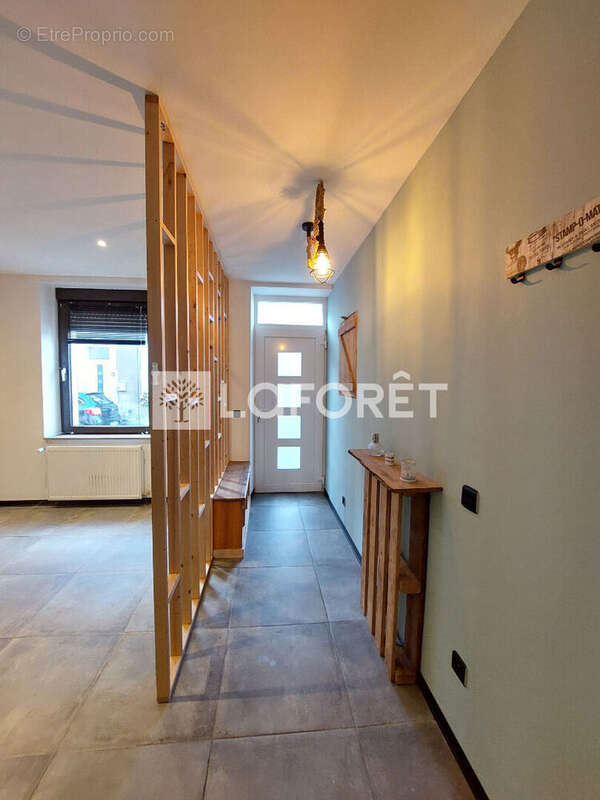 Maison Russange 5 pièce(s) 70 m2 / 2 à 3 chambres/ / Jardin / Terrasse / Réserves - photo 2