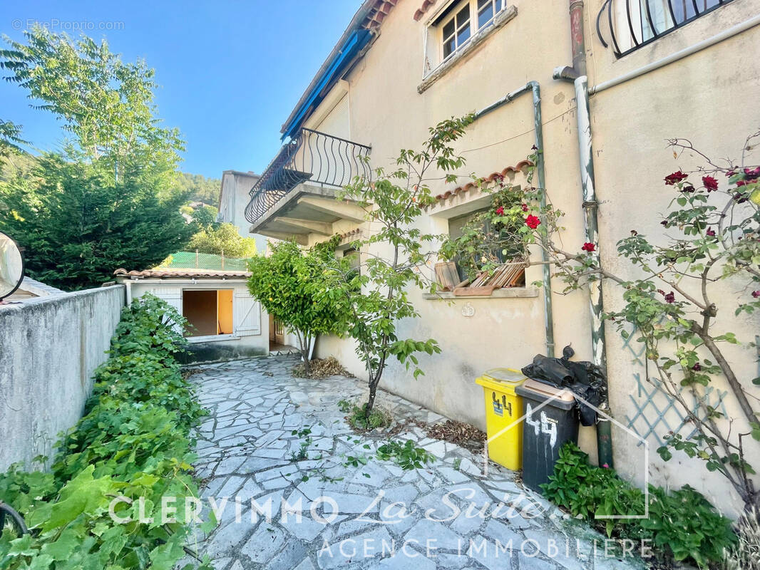 Maison à MARSEILLE-11E