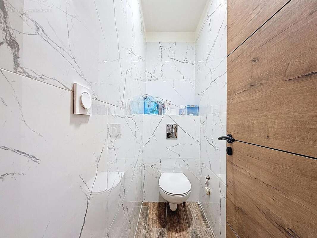 Photo 8 - Appartement à FREJUS