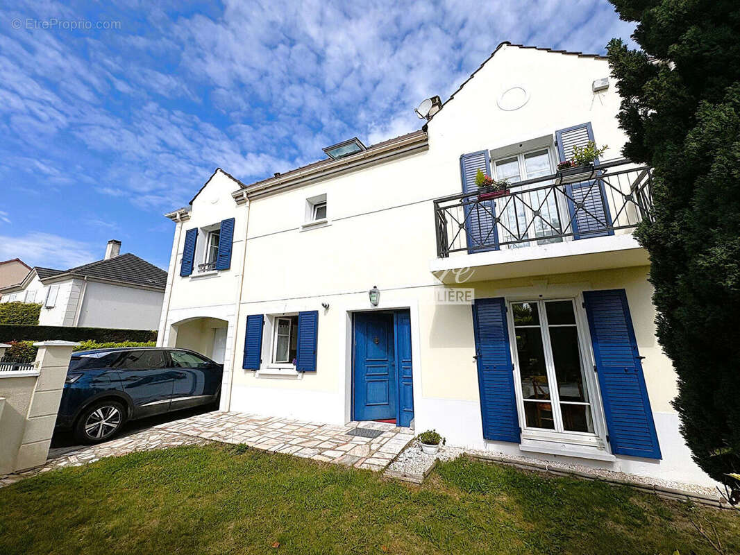 Maison à LE PLESSIS-BOUCHARD