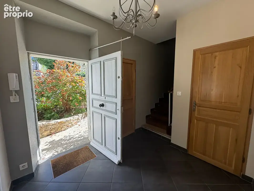 Maison ancienne de caractère entièrement rénovée Neauphle Le Chateau 7 pièces  165 m2 - photo 9