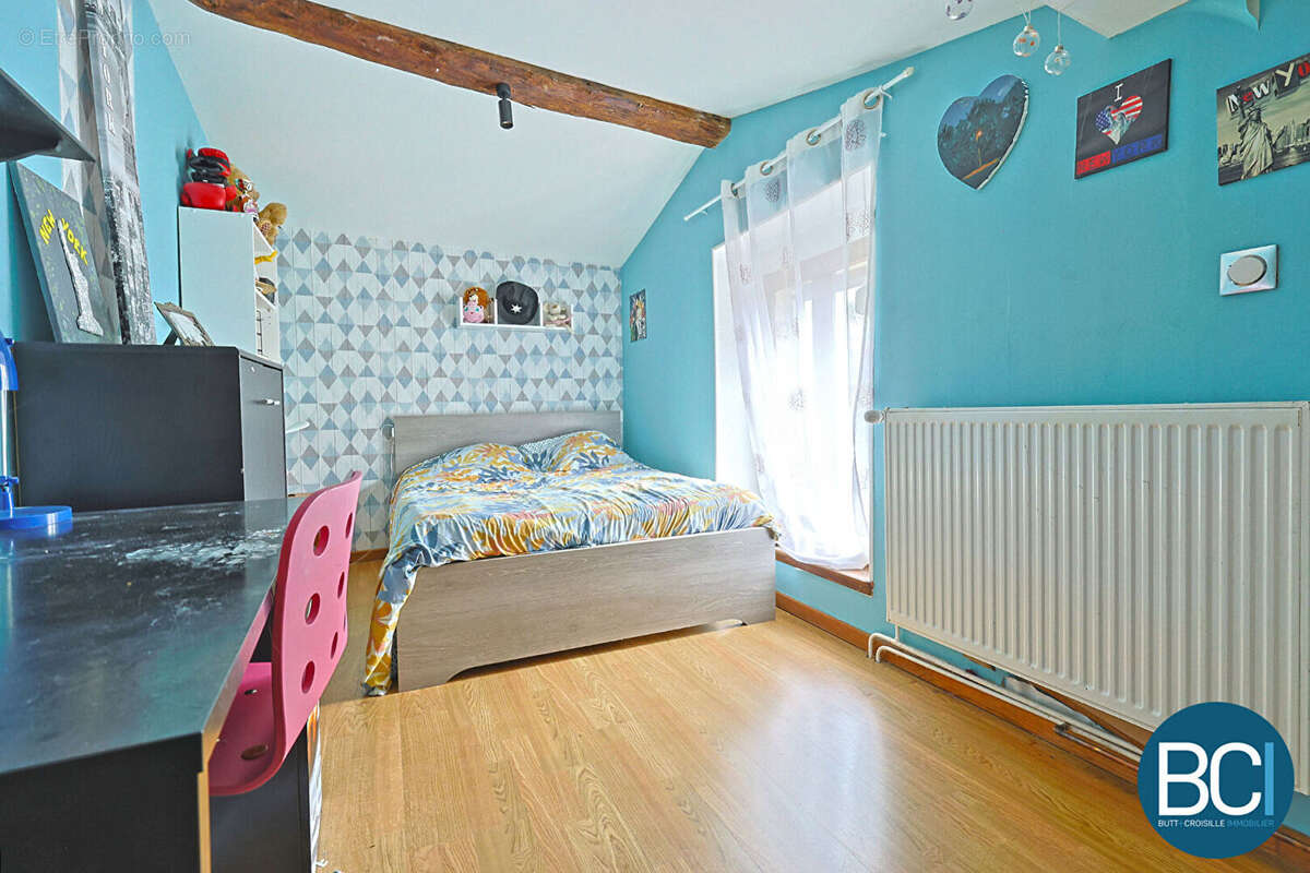 Maison à MONT-L'ETROIT