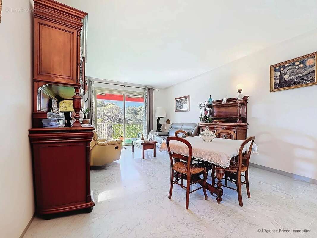 Appartement à CAGNES-SUR-MER