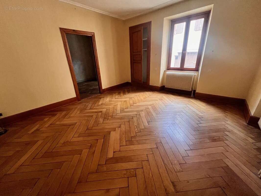 Appartement à CHATENOIS