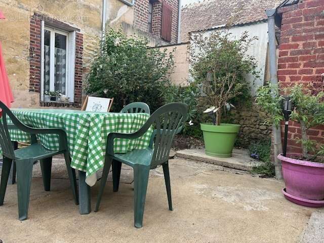 Maison à BROU