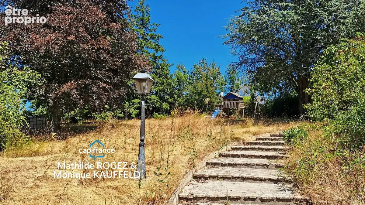 Maison à vendre 7 pièces  (63) avec vue et jardin - photo 2