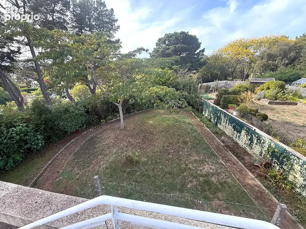Maison d'architecte sur 702m2 de terrain - photo 17