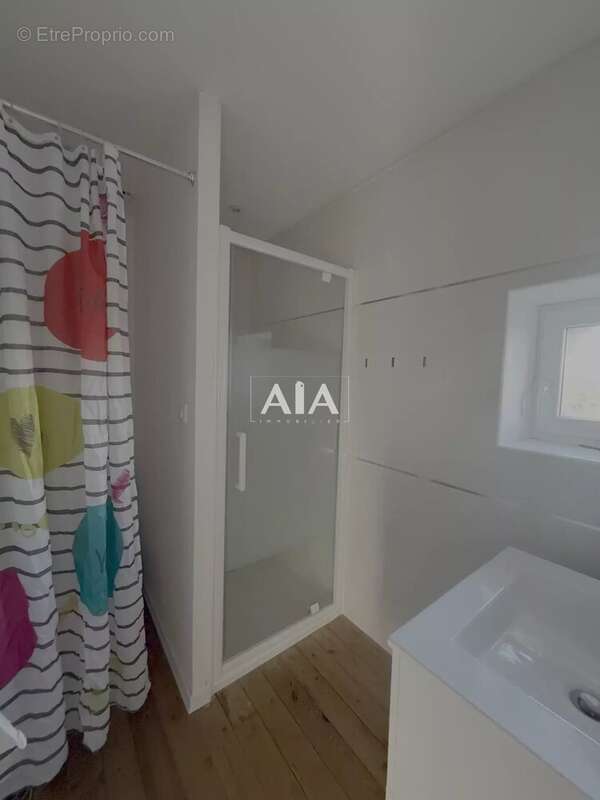 Maison à MAGNAC-SUR-TOUVRE