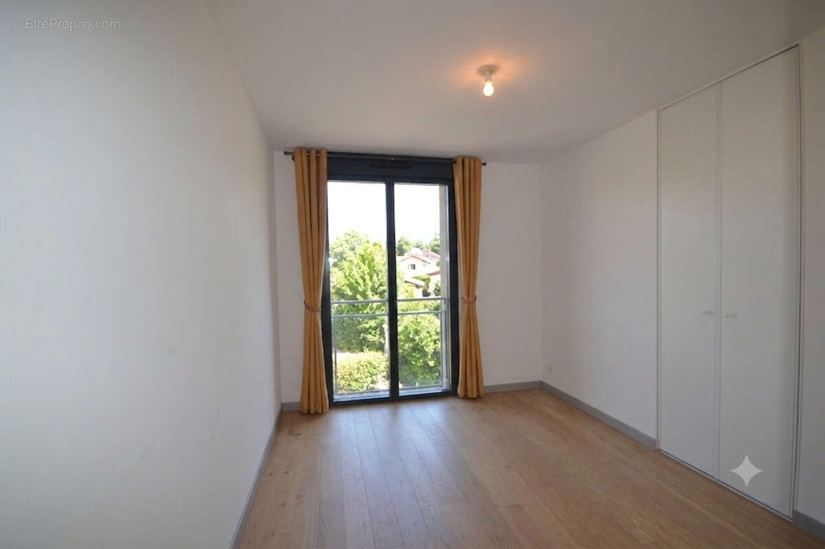 Appartement à AIX-LES-BAINS
