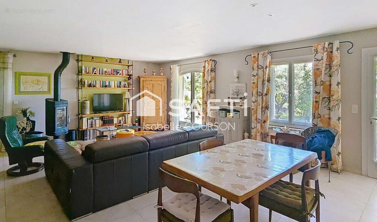Maison 150 m² à Pertuis  - photo 4