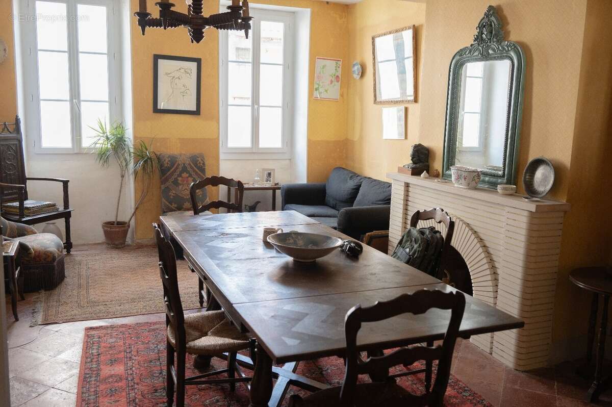 Maison à CADOURS