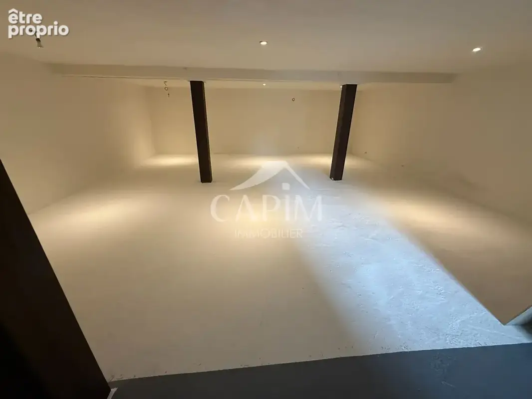 Maison Fougeres 5 pièces142.68 m2 - 4 garages - Sous-sol - photo 15