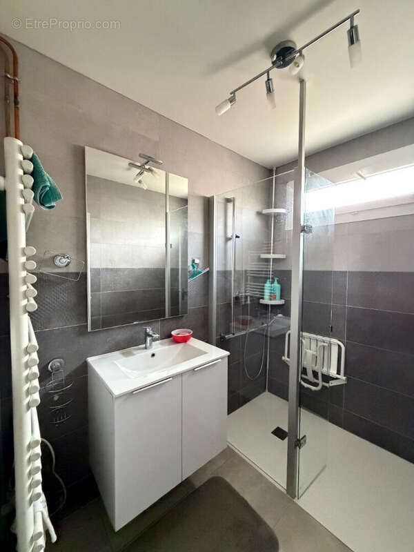 Maison Labruguiere 7 pièce(s) 115 m2 - photo 11