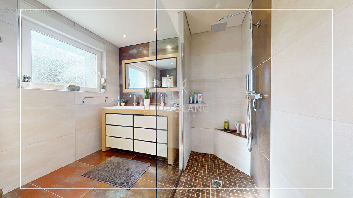 Maison à AUDINCOURT