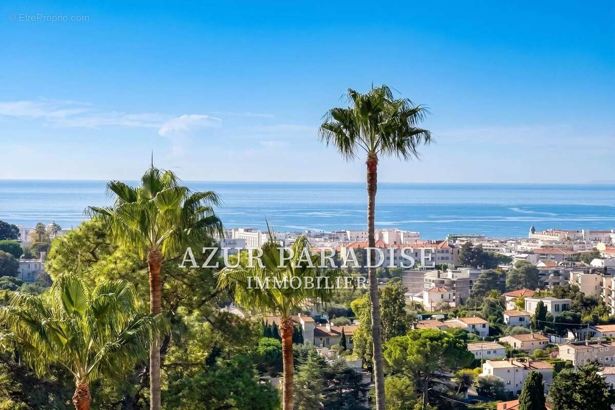 Appartement à CANNES