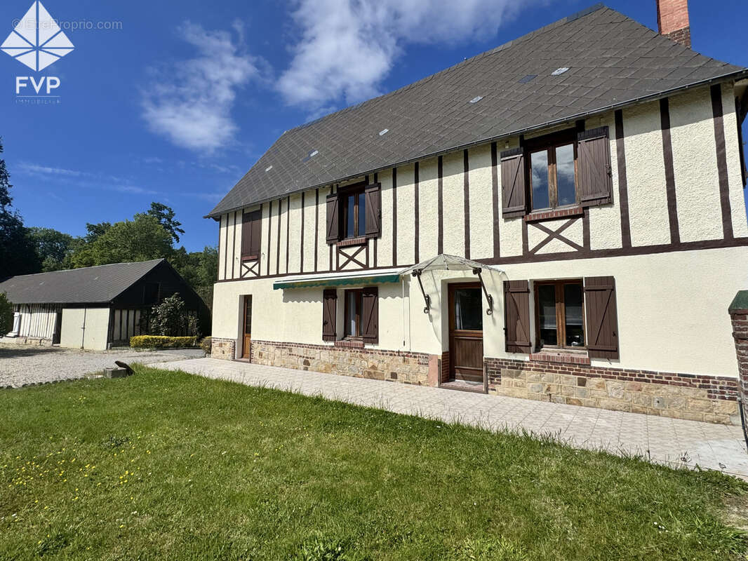 Maison à SAINT-PIERRE-LE-VIEUX