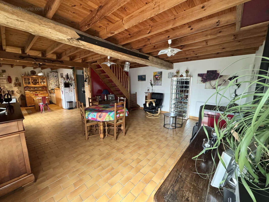 Maison à AUDOUVILLE-LA-HUBERT