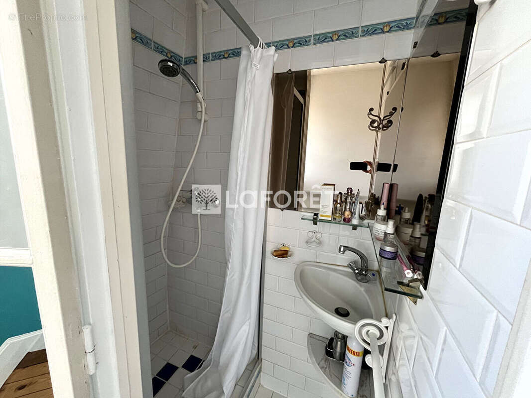 Maison à MEZY-SUR-SEINE