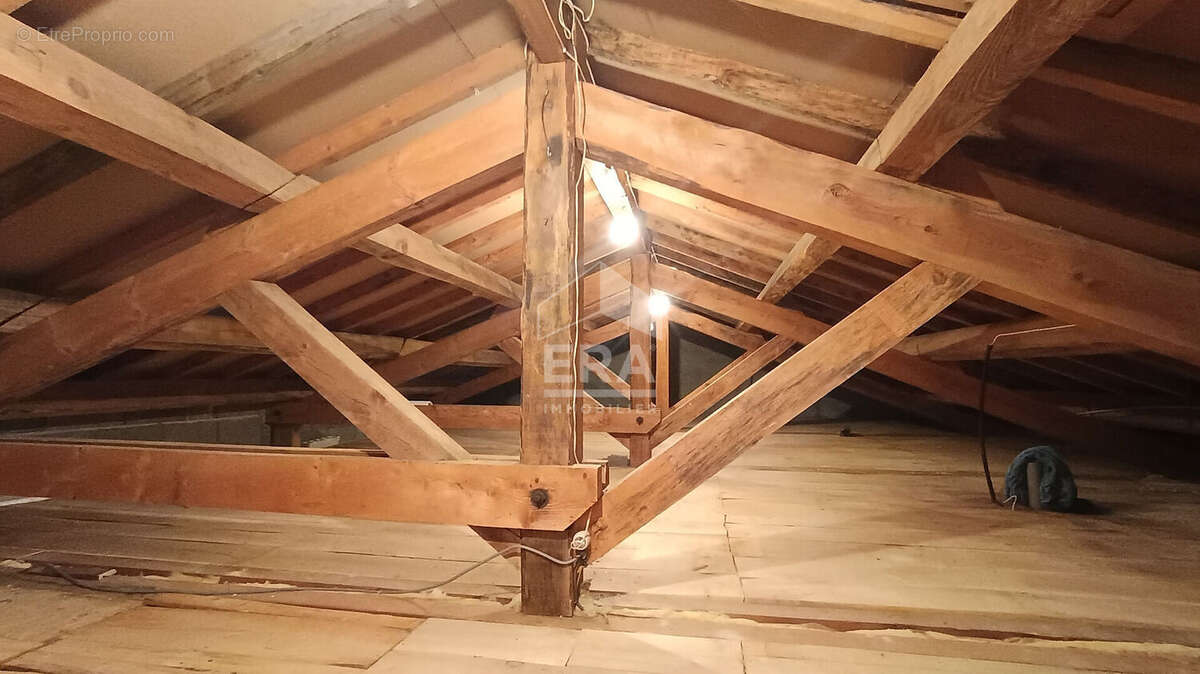 Maison à CUSSAC-SUR-LOIRE