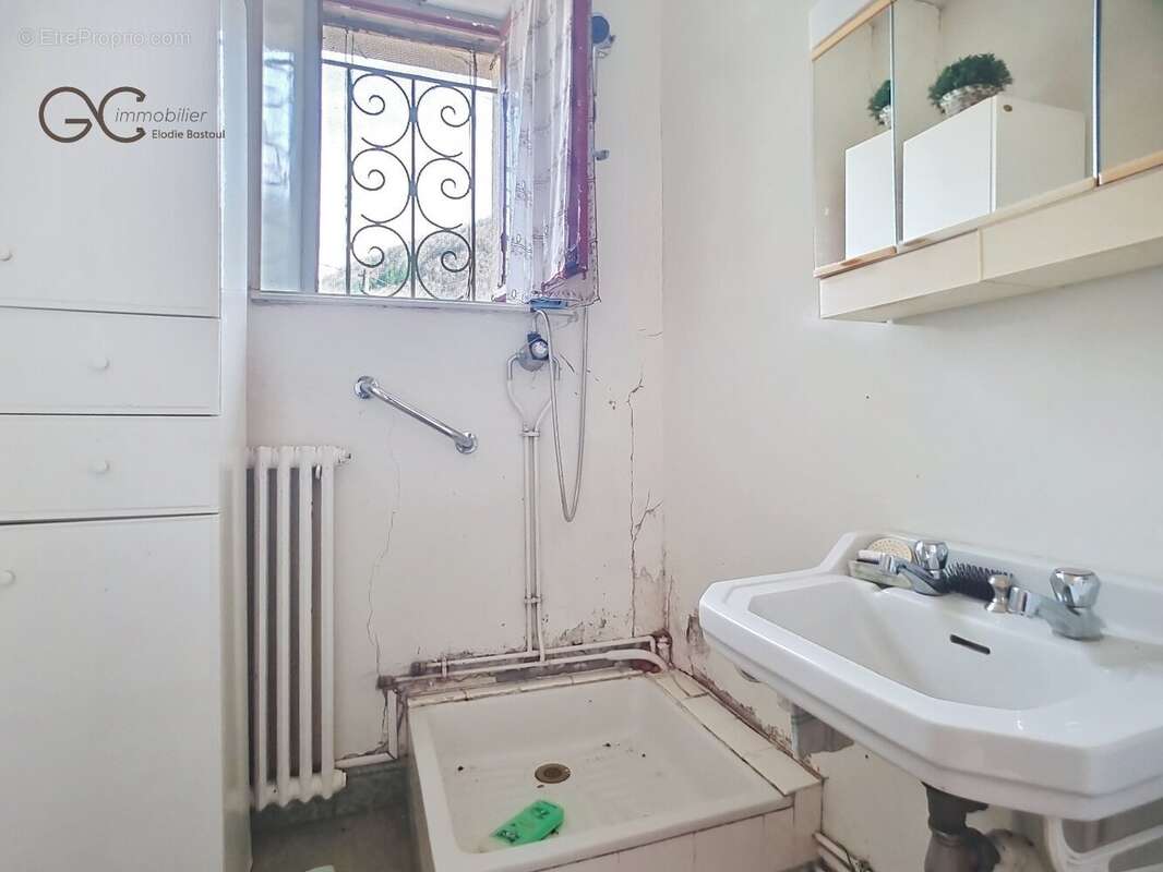 Maison à VERRERIES-DE-MOUSSANS