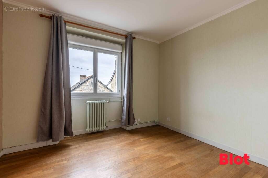 Maison 105 m² à Saint-Germain-Sur-Ille  - photo 5