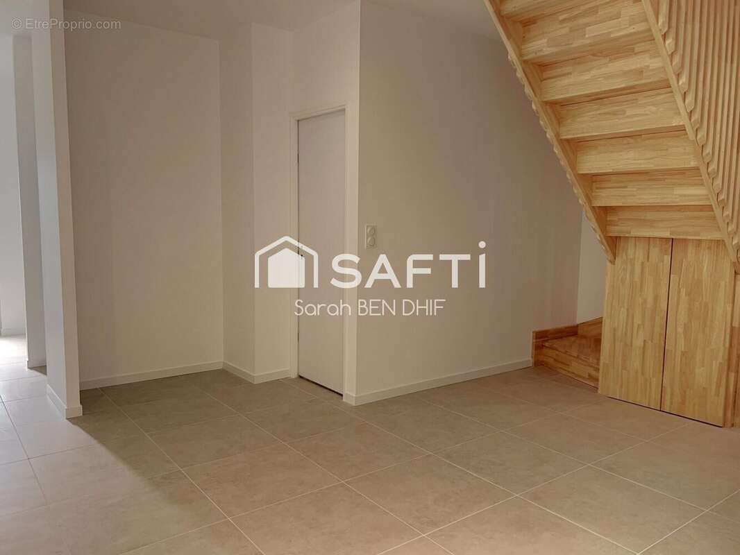 Photo 5 - Maison à VAYRES