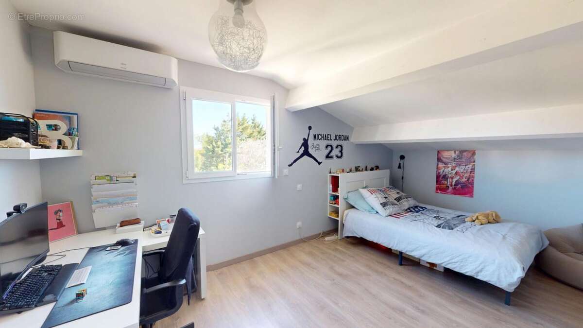 Maison à COURNONTERRAL