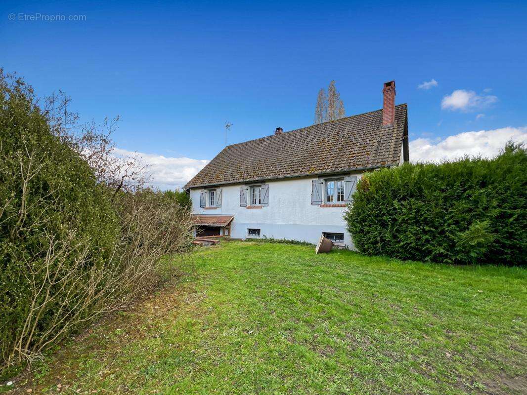 Maison à LA FERTE-SAINT-CYR