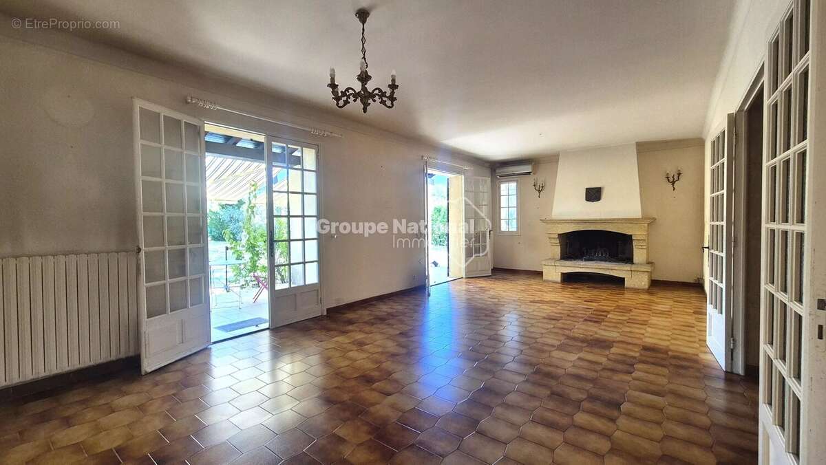 Maison à MAZAN