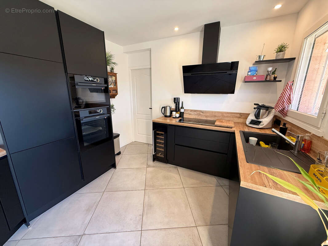 Maison à PLAN-DE-LA-TOUR