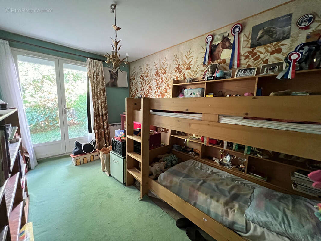 Maison à LE PERRAY-EN-YVELINES