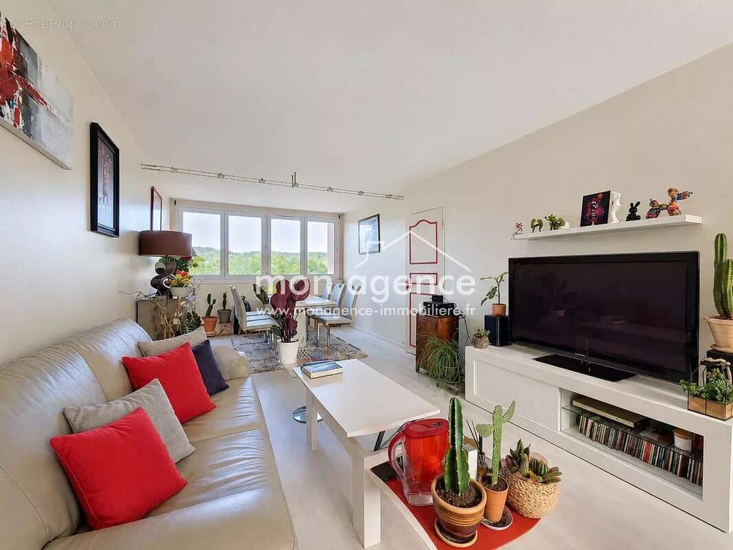 Appartement à SOTTEVILLE-LES-ROUEN