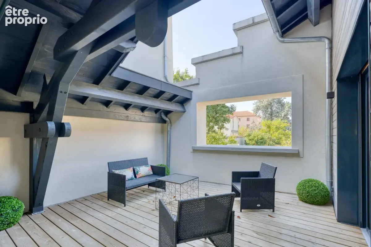 Photo Appartement à Craponne au prix de 440 720€