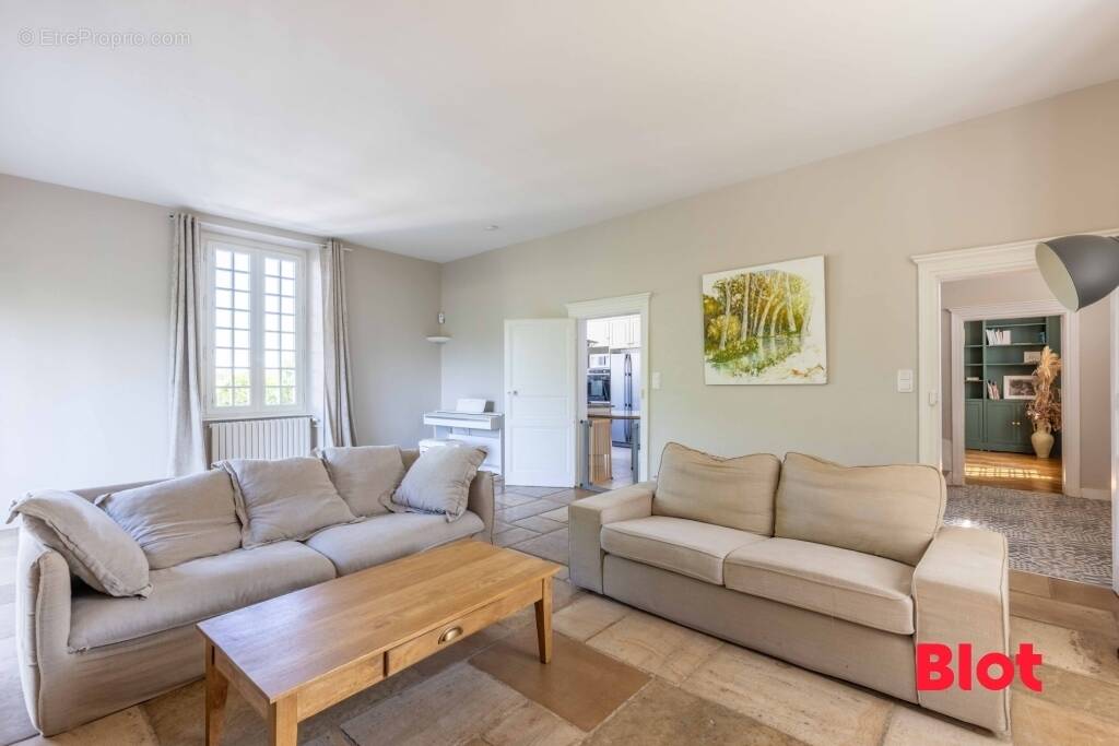 Maison à LOUVIGNE-DE-BAIS