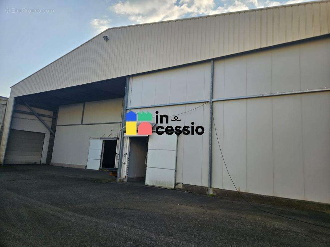 ? ensemble logistique de 13 000 m² – opportunité exceptio - photo 3