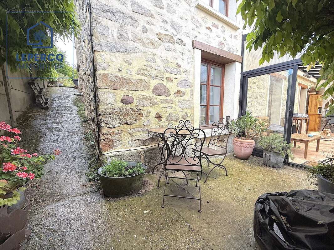 Maison 7 pièces - 5 chambres - 178 m² - photo 11