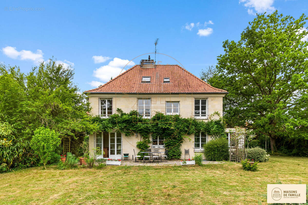 Ker Ama - Maison à vendre à La Celle-Saint-Cloud - photo 5