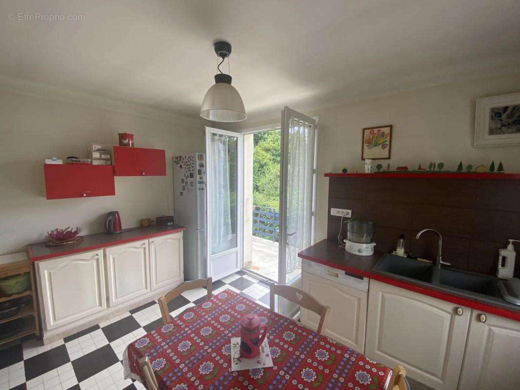 Appartement à FRONTENAUD