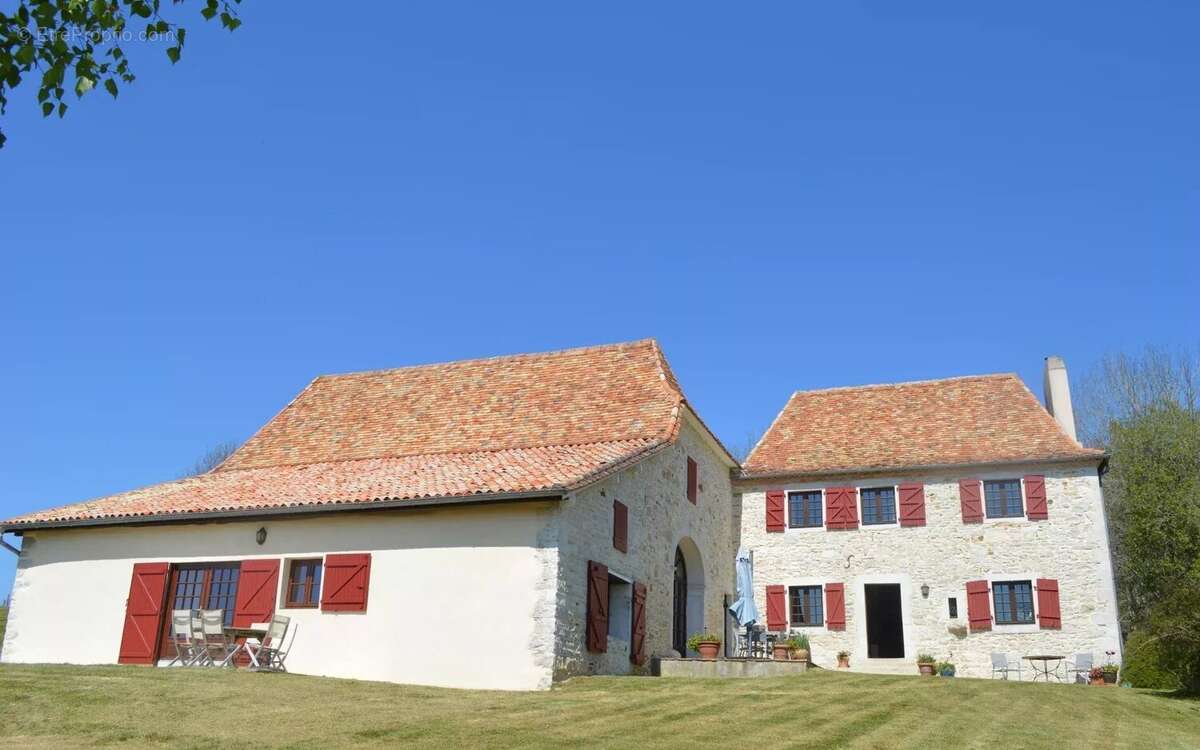 Maison à ORRIULE