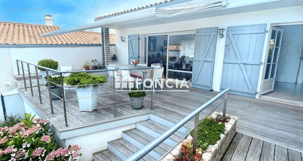 Maison à LA FLOTTE