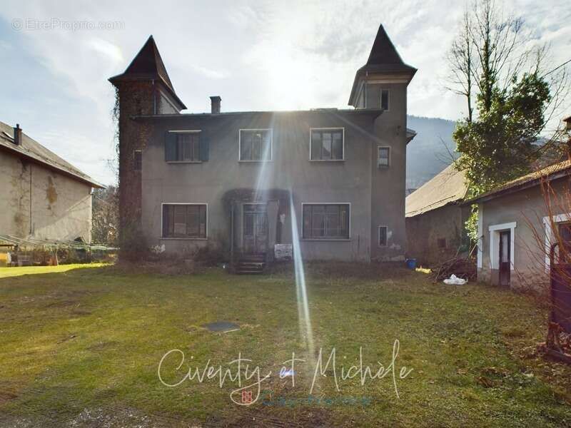 Appartement à AIGUEBELLE