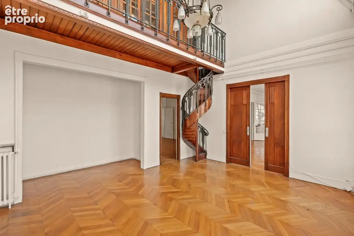 Paris 17e – Wagram/Ampère – Appartement familial de réception avec balcon et vues dégagées - photo 13