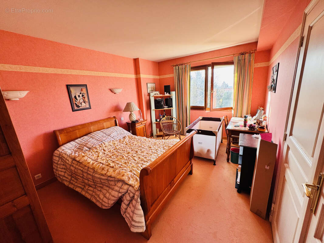 Maison à THIERS