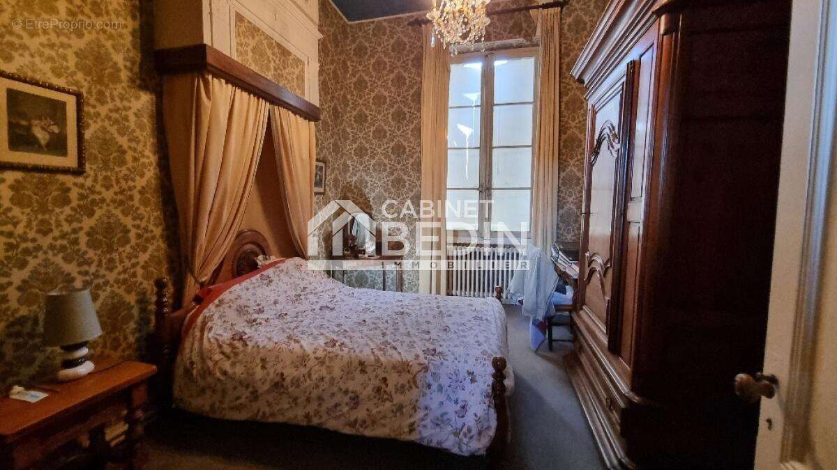 Maison à BLANQUEFORT