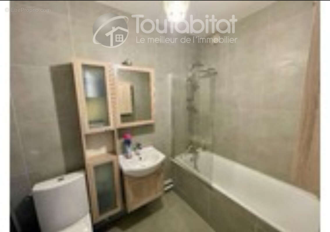 Appartement à CHARLEVILLE-MEZIERES