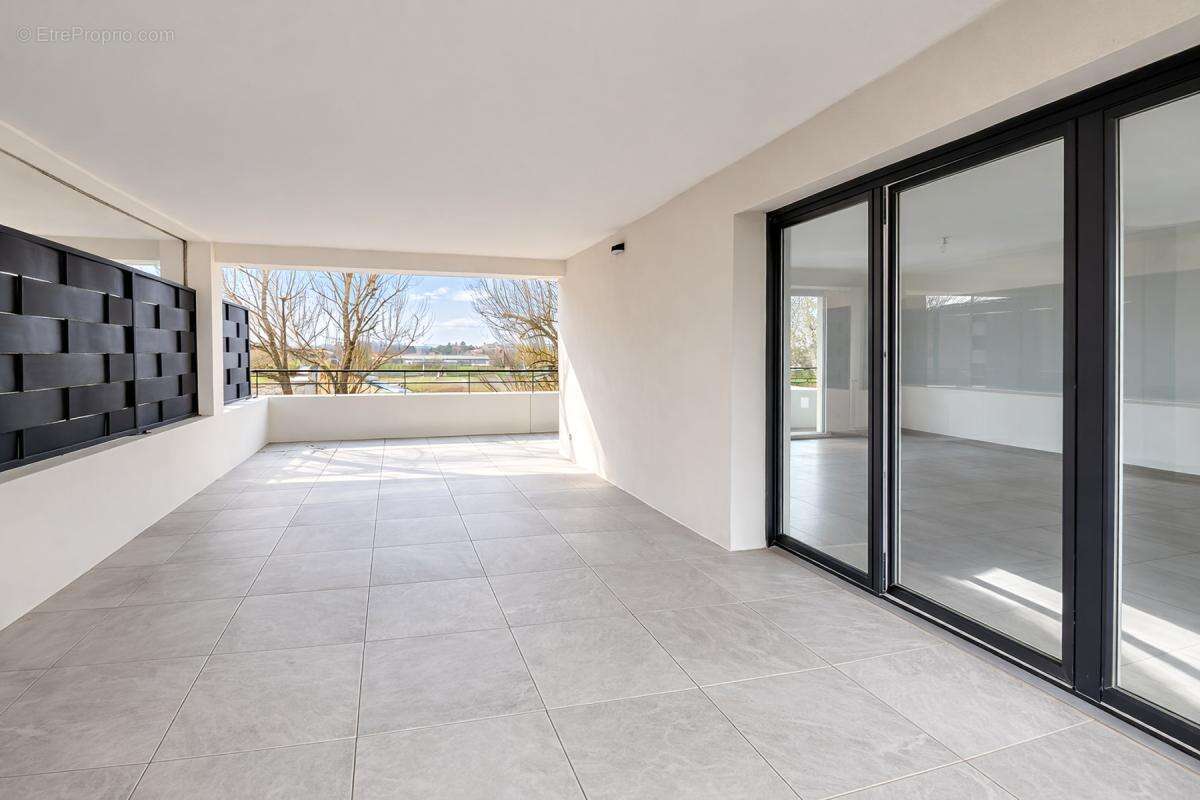 Appartement à QUINT-FONSEGRIVES