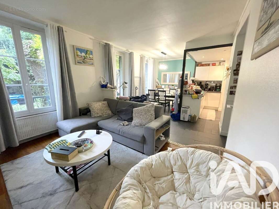 Photo 2 - Appartement à CORBEIL-ESSONNES