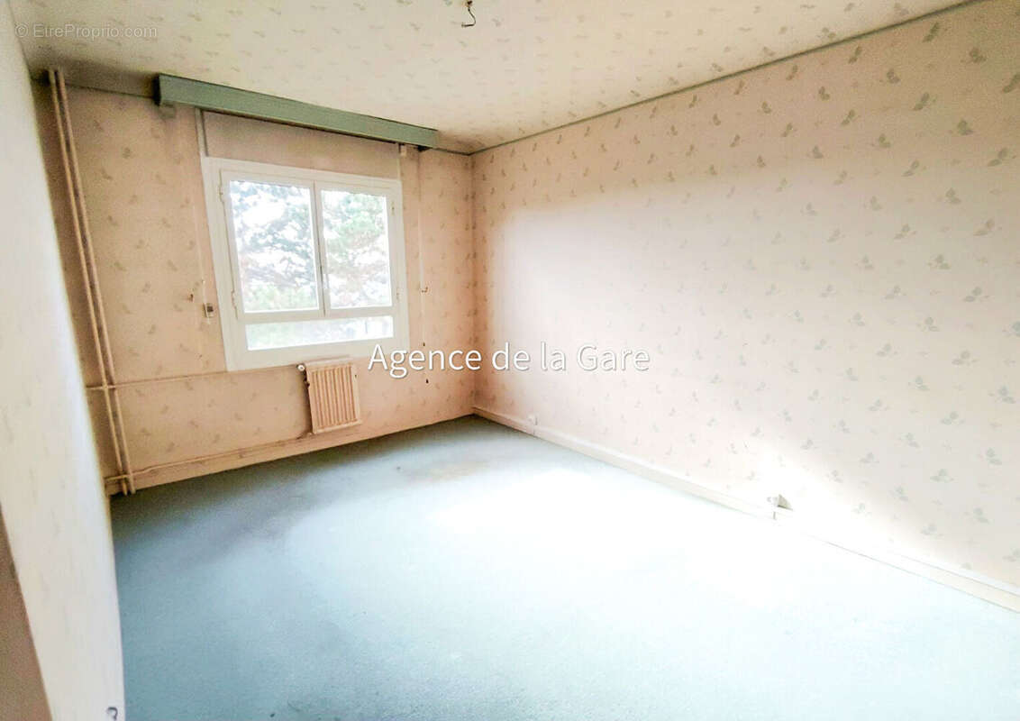Appartement à HOUILLES