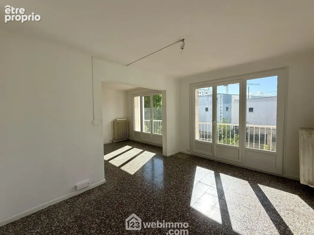 ...Qui permet aisément de créer un 3ème chambre