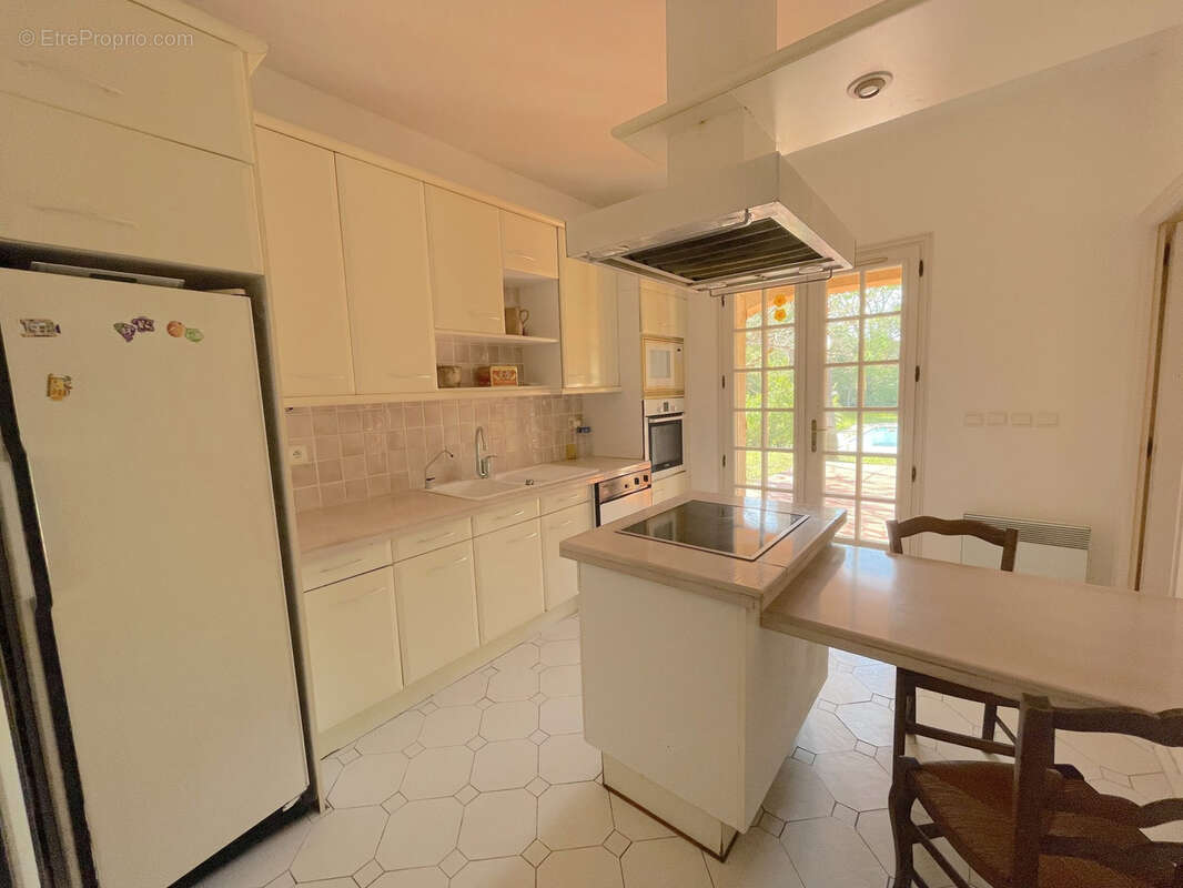 Maison à SIX-FOURS-LES-PLAGES